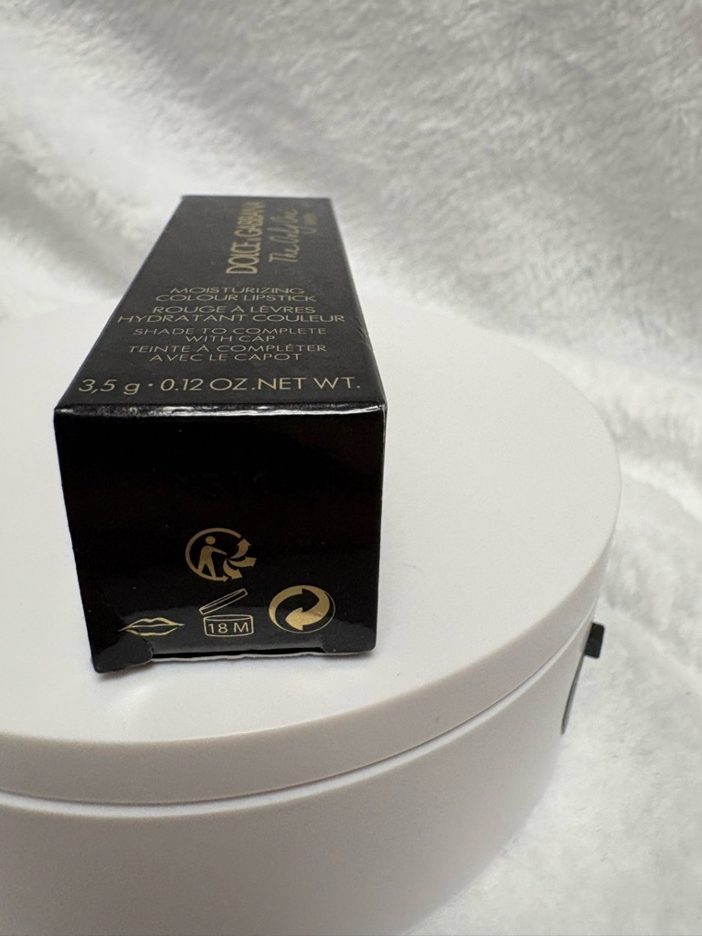 Dolce & Gabbana The Only One Sheer Moisturizing Lipstick in Sensual Tan - Picture 10 of 10